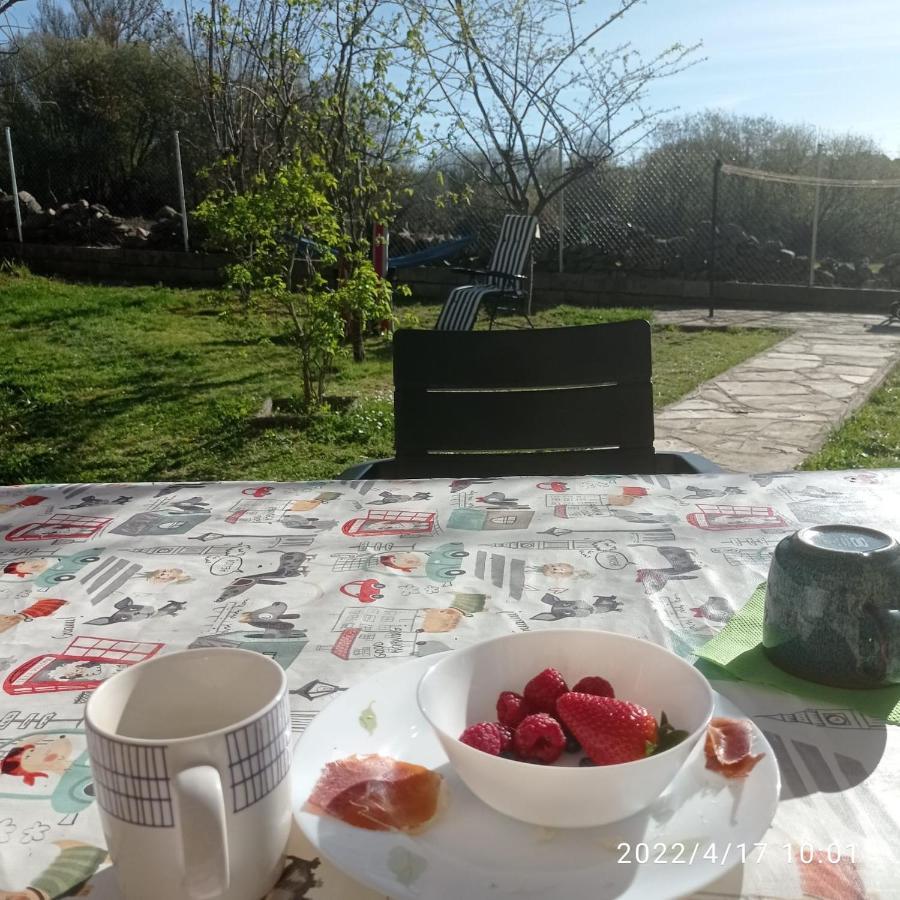 Casa De Huespedes Villa De Las Hortensias Bustarviejo Εξωτερικό φωτογραφία